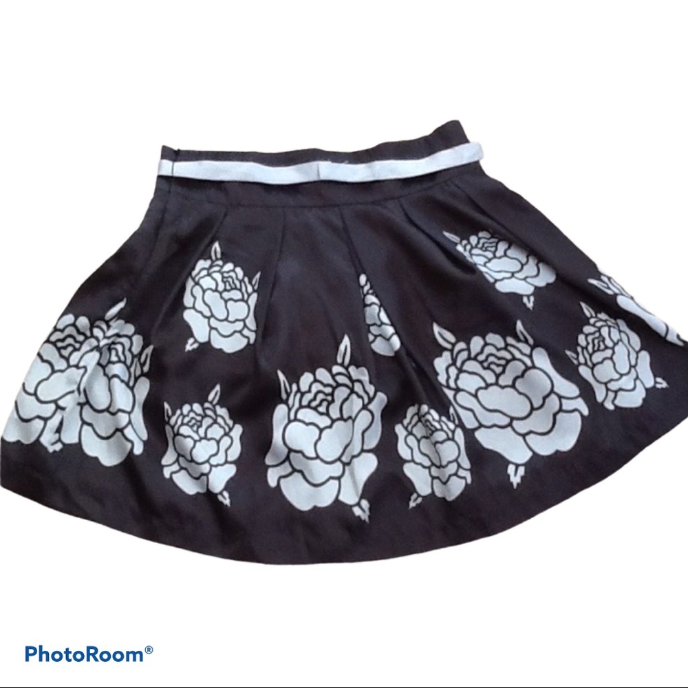Y2K Charlotte Russe Black White Flower Bow Waist Skater Mini Skirt Large